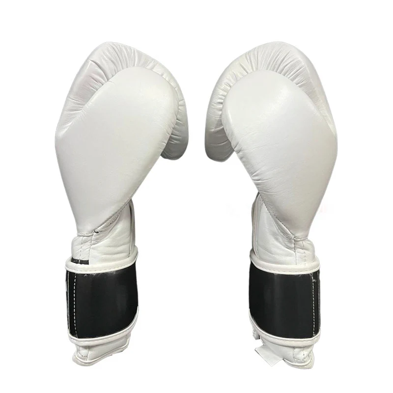 Guantes Cleto Reyes con cierre de contacto en piel - Image 4