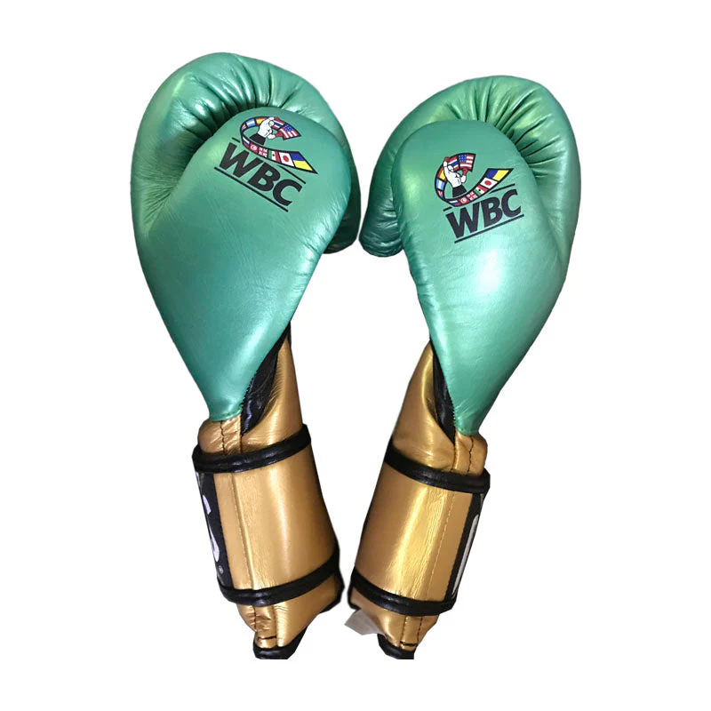 Guantes Cleto Reyes WBC para entrenamiento con cierre de contacto en piel - Image 4